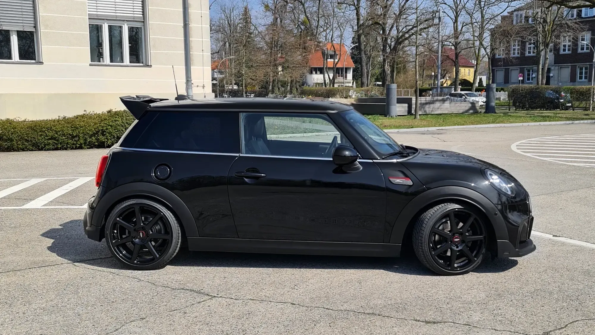 mini-jcw-lci2-moshammer-body-kit.webp mini-jcw-lci2-moshammer-body-kit.webp