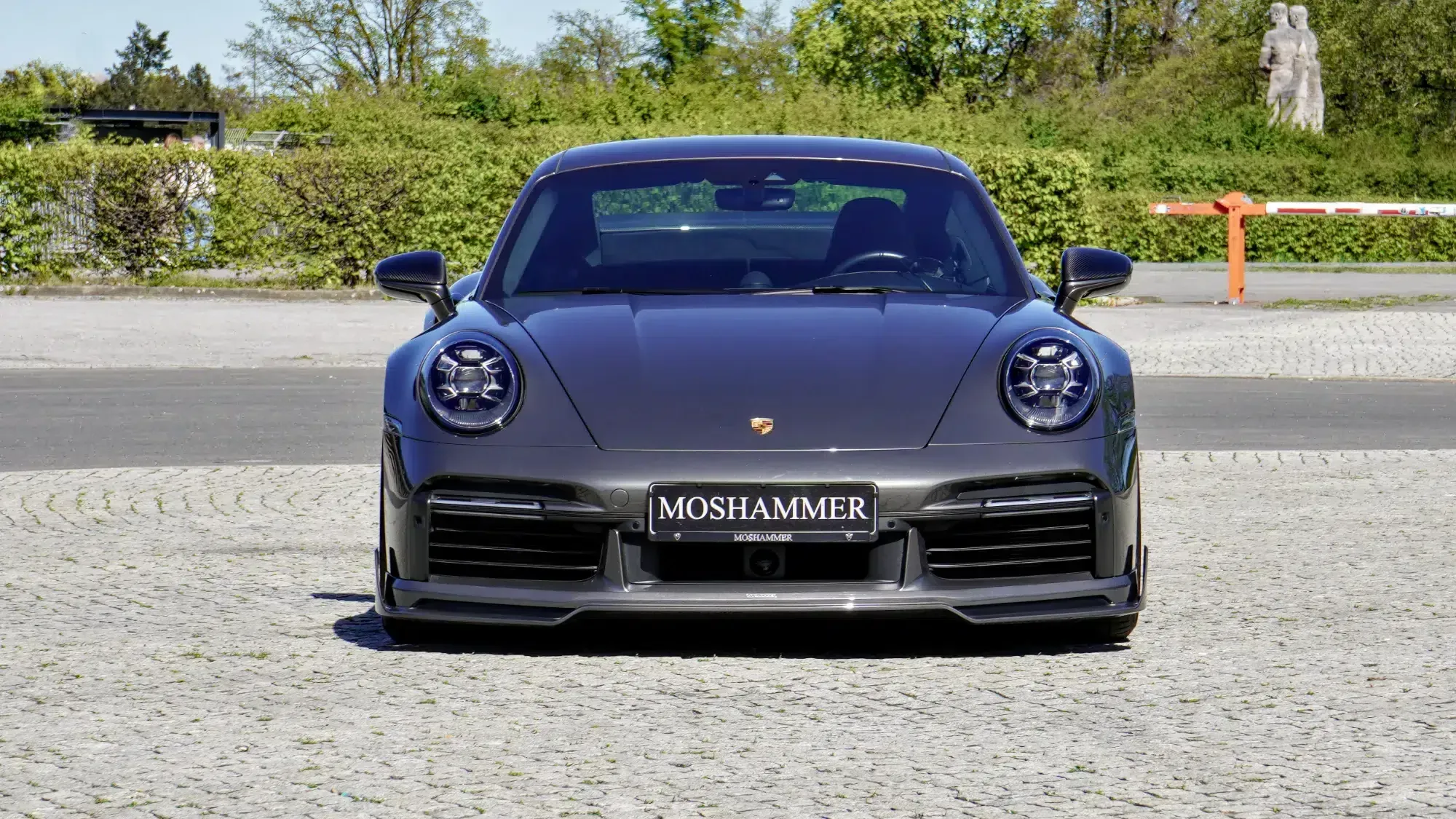 porsche.992turbo.moshammer.aerokit.forged.wheels.carbon.front_.webp porsche.992turbo.moshammer.aerokit.forged.wheels.carbon.front_.webp